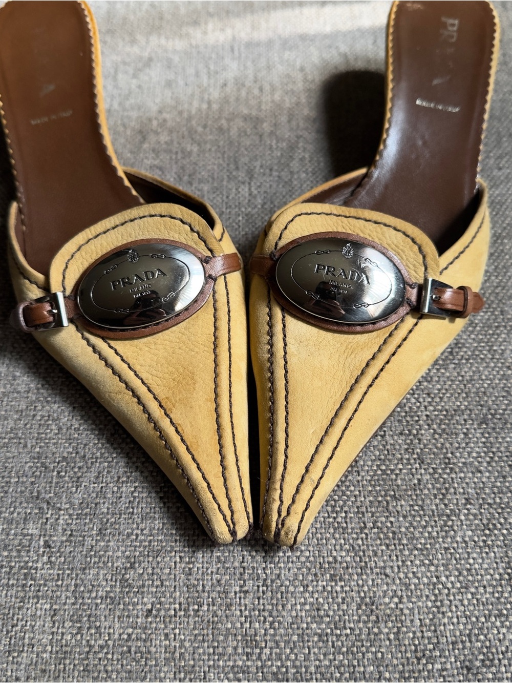 Vintage Prada logo buckled kitten heels - Picture 6 of 8